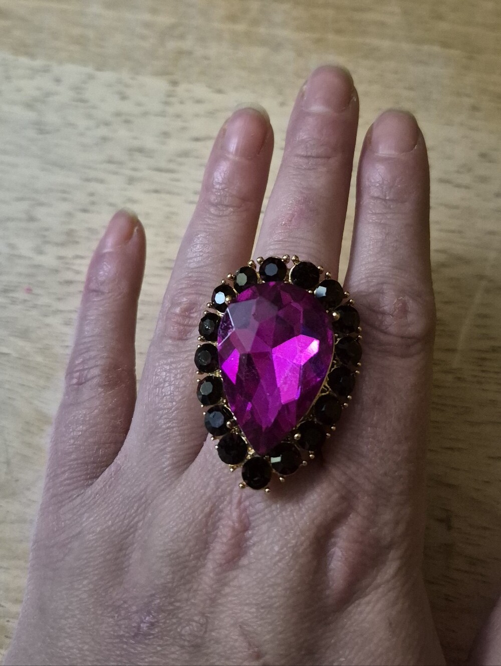 Fuchsia Purple Crystals Bold Classy Statement Stretchable Cocktail Party Ring